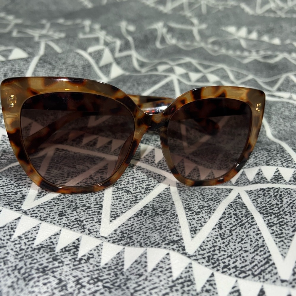Super Cute Sunglasses
